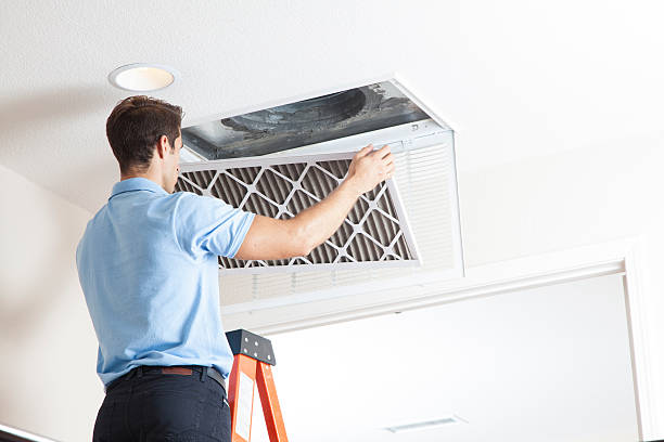 Air duct cleaning in Earle, AR